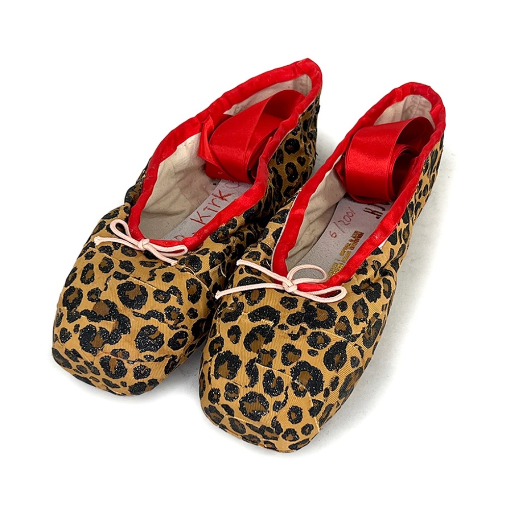Bloch Vintage Leopard Pointe Shoes from Japan